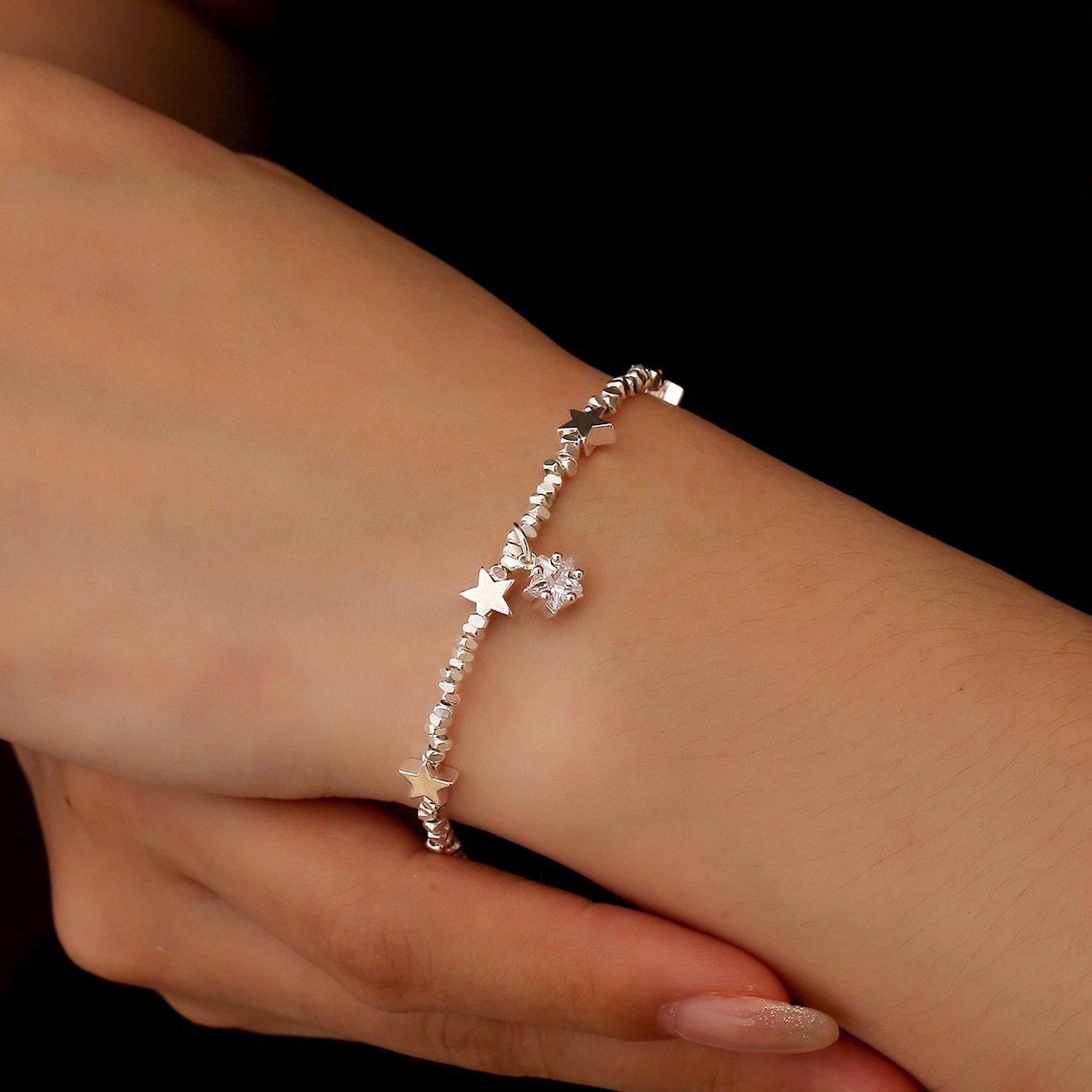 Vòng Tay Ngôi Sao Đính Đá Tone Sạc S925 Star Silver - Phụ Kiện Nữ Cao Cấp, Tôn Vẻ Đẹp Thanh Lịch - Ảnh 6